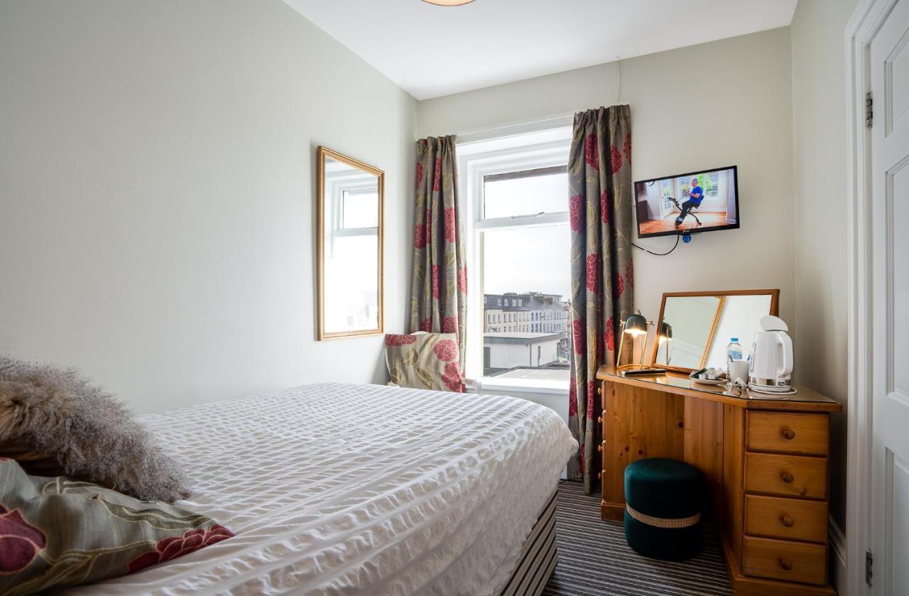 Antrim House Guest Rooms & Suites (Adults Only) พอร์ตรัช ภายนอก รูปภาพ