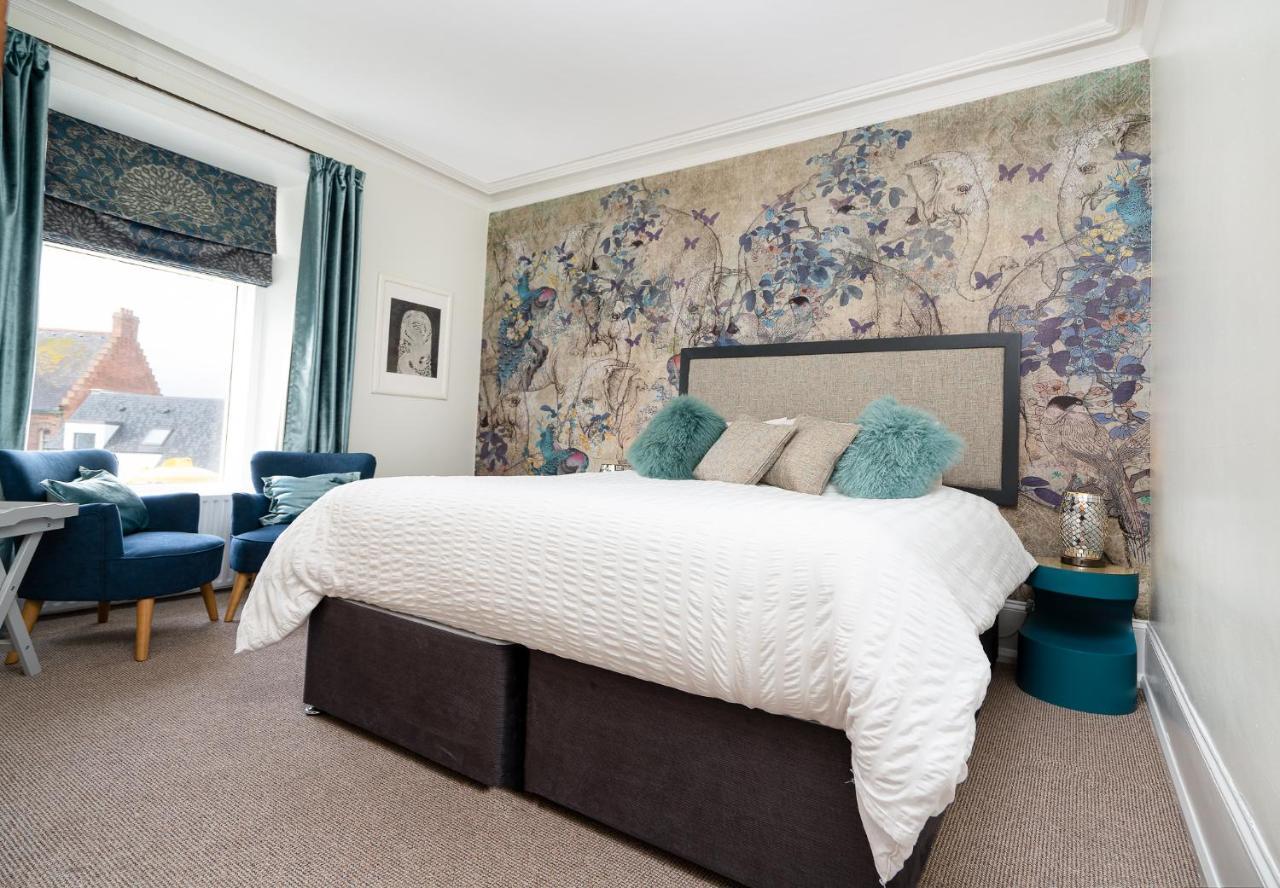 Antrim House Guest Rooms & Suites (Adults Only) พอร์ตรัช ภายนอก รูปภาพ