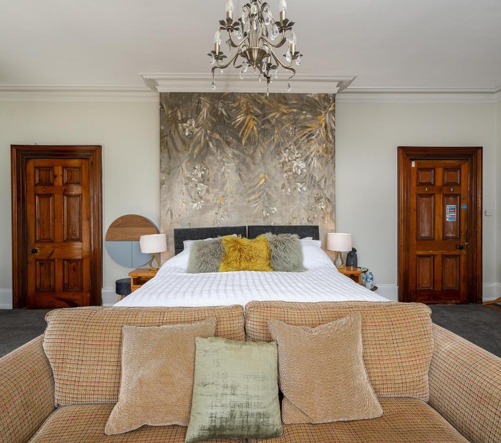 Antrim House Guest Rooms & Suites (Adults Only) พอร์ตรัช ภายนอก รูปภาพ