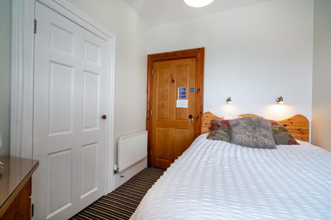 Antrim House Guest Rooms & Suites (Adults Only) พอร์ตรัช ภายนอก รูปภาพ