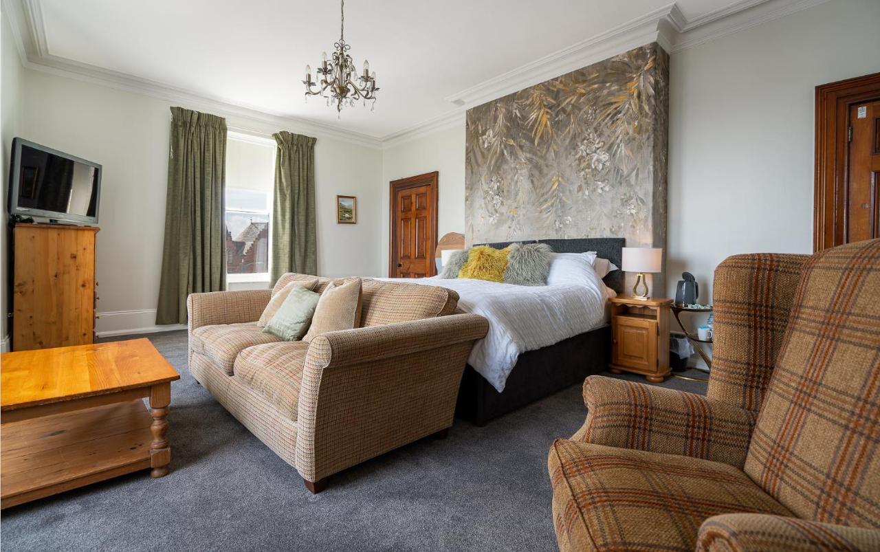 Antrim House Guest Rooms & Suites (Adults Only) พอร์ตรัช ภายนอก รูปภาพ